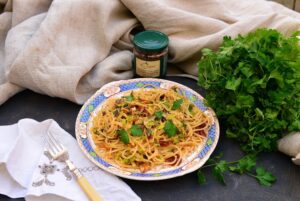 Speedy Leek & Sundried Tomato Pasta by Em from Myredcarpet